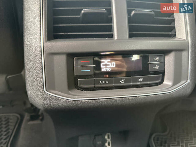 Білий Фольксваген Atlas, об'ємом двигуна 3.6 л та пробігом 78 тис. км за 22555 $, фото 25 на Automoto.ua