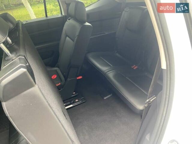 Белый Фольксваген Atlas, объемом двигателя 3.6 л и пробегом 174 тыс. км за 21500 $, фото 22 на Automoto.ua