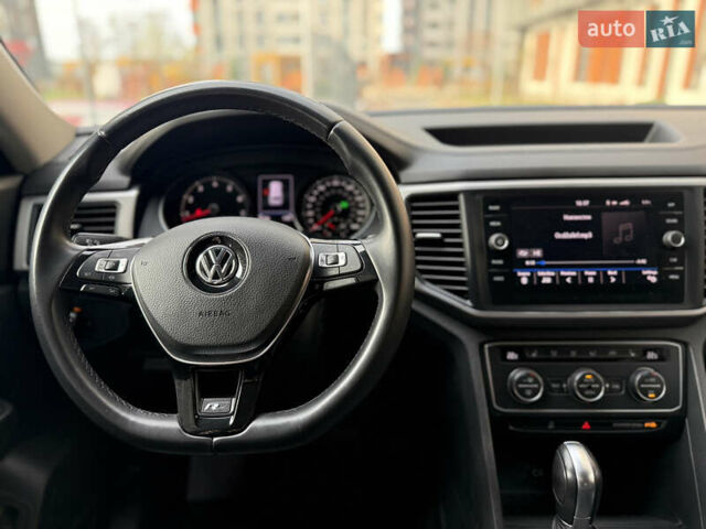 Білий Фольксваген Atlas, об'ємом двигуна 3.6 л та пробігом 78 тис. км за 22555 $, фото 19 на Automoto.ua