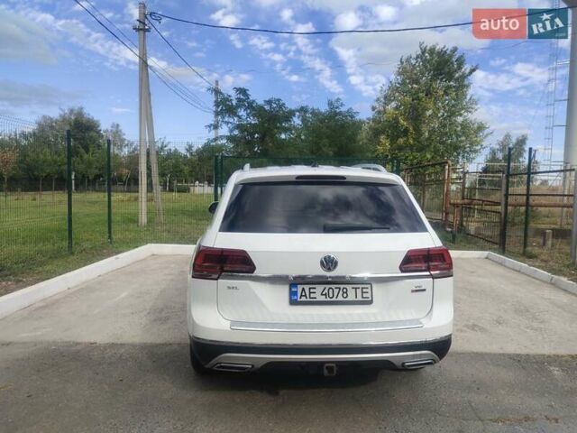 Білий Фольксваген Atlas, об'ємом двигуна 3.6 л та пробігом 85 тис. км за 26000 $, фото 1 на Automoto.ua