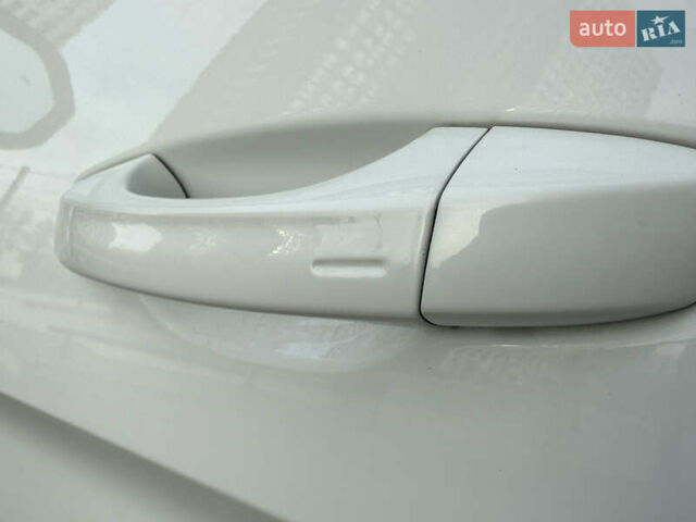 Білий Фольксваген Atlas, об'ємом двигуна 3.6 л та пробігом 78 тис. км за 22555 $, фото 30 на Automoto.ua