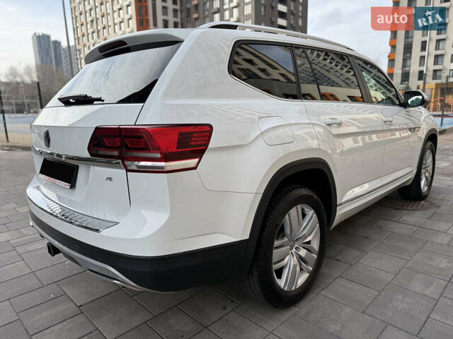 Білий Фольксваген Atlas, об'ємом двигуна 3.6 л та пробігом 78 тис. км за 22555 $, фото 6 на Automoto.ua