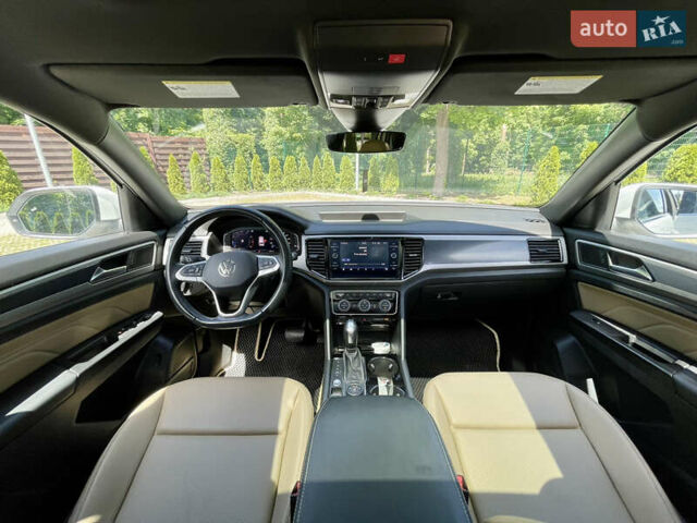 Белый Фольксваген Atlas, объемом двигателя 1.98 л и пробегом 68 тыс. км за 37000 $, фото 19 на Automoto.ua