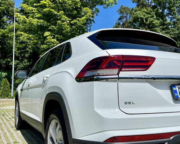 Белый Фольксваген Atlas, объемом двигателя 1.98 л и пробегом 68 тыс. км за 37000 $, фото 9 на Automoto.ua