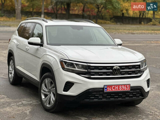 Белый Фольксваген Atlas, объемом двигателя 3.6 л и пробегом 83 тыс. км за 25500 $, фото 1 на Automoto.ua