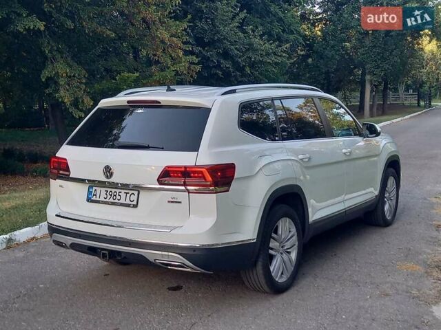 Белый Фольксваген Atlas, объемом двигателя 3.6 л и пробегом 107 тыс. км за 29000 $, фото 1 на Automoto.ua