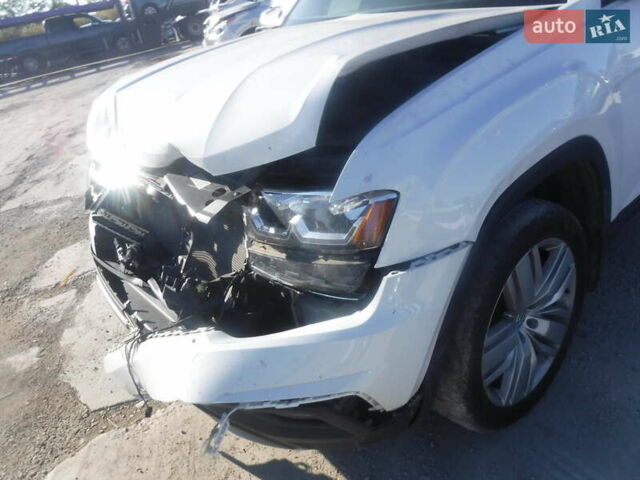 Білий Фольксваген Atlas, об'ємом двигуна 3.6 л та пробігом 173 тис. км за 12500 $, фото 47 на Automoto.ua