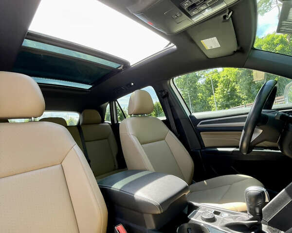 Белый Фольксваген Atlas, объемом двигателя 1.98 л и пробегом 68 тыс. км за 37000 $, фото 18 на Automoto.ua