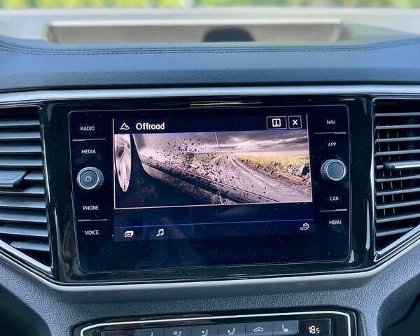 Белый Фольксваген Atlas, объемом двигателя 1.98 л и пробегом 68 тыс. км за 37000 $, фото 26 на Automoto.ua