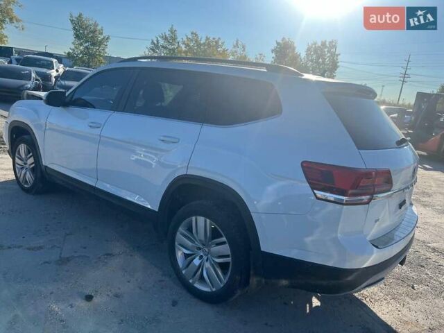 Білий Фольксваген Atlas, об'ємом двигуна 3.6 л та пробігом 173 тис. км за 12500 $, фото 35 на Automoto.ua