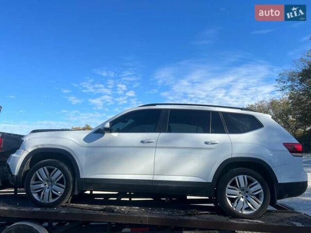 Білий Фольксваген Atlas, об'ємом двигуна 3.6 л та пробігом 173 тис. км за 12500 $, фото 31 на Automoto.ua