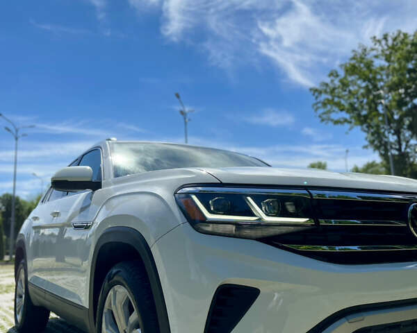 Белый Фольксваген Atlas, объемом двигателя 1.98 л и пробегом 68 тыс. км за 37000 $, фото 33 на Automoto.ua