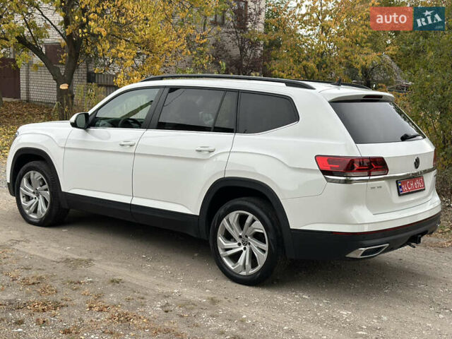Белый Фольксваген Atlas, объемом двигателя 3.6 л и пробегом 83 тыс. км за 25500 $, фото 7 на Automoto.ua