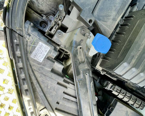 Белый Фольксваген Atlas, объемом двигателя 1.98 л и пробегом 68 тыс. км за 37000 $, фото 34 на Automoto.ua