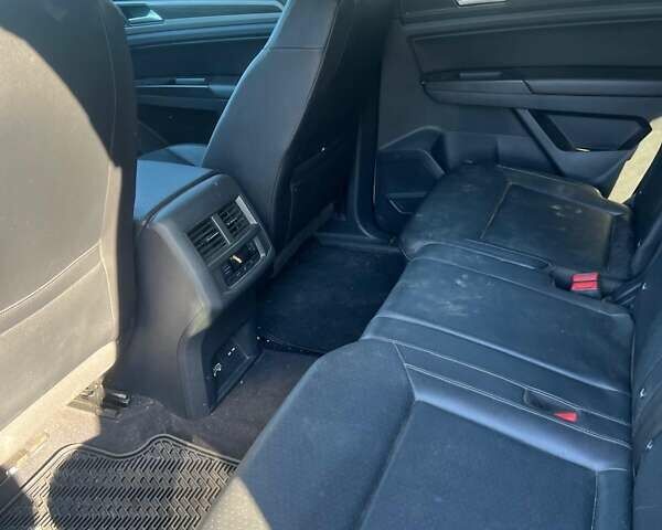 Білий Фольксваген Atlas, об'ємом двигуна 3.6 л та пробігом 173 тис. км за 12500 $, фото 26 на Automoto.ua