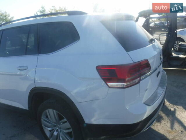 Білий Фольксваген Atlas, об'ємом двигуна 3.6 л та пробігом 173 тис. км за 12500 $, фото 43 на Automoto.ua