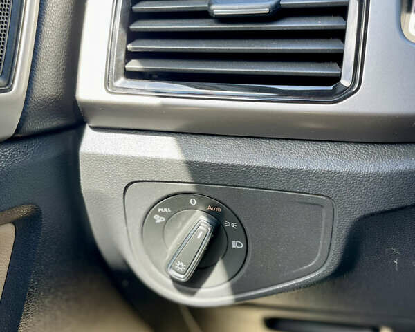 Белый Фольксваген Atlas, объемом двигателя 1.98 л и пробегом 68 тыс. км за 37000 $, фото 29 на Automoto.ua