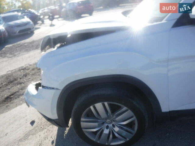 Білий Фольксваген Atlas, об'ємом двигуна 3.6 л та пробігом 173 тис. км за 12500 $, фото 42 на Automoto.ua