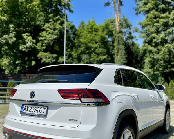 Белый Фольксваген Atlas, объемом двигателя 1.98 л и пробегом 68 тыс. км за 37000 $, фото 12 на Automoto.ua