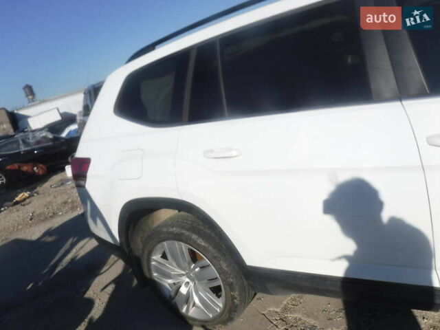 Білий Фольксваген Atlas, об'ємом двигуна 3.6 л та пробігом 173 тис. км за 12500 $, фото 40 на Automoto.ua