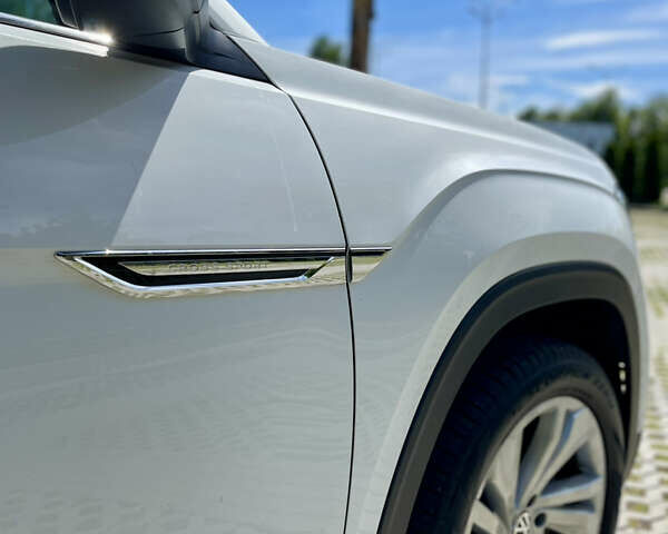 Белый Фольксваген Atlas, объемом двигателя 1.98 л и пробегом 68 тыс. км за 37000 $, фото 7 на Automoto.ua