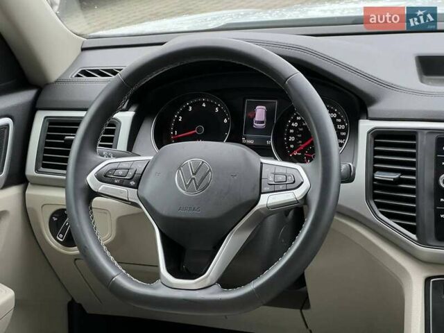 Білий Фольксваген Atlas, об'ємом двигуна 3.6 л та пробігом 131 тис. км за 27500 $, фото 12 на Automoto.ua