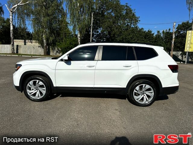 Белый Фольксваген Atlas, объемом двигателя 3.6 л и пробегом 70 тыс. км за 27500 $, фото 6 на Automoto.ua