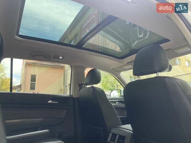 Белый Фольксваген Atlas, объемом двигателя 3.6 л и пробегом 36 тыс. км за 27000 $, фото 10 на Automoto.ua