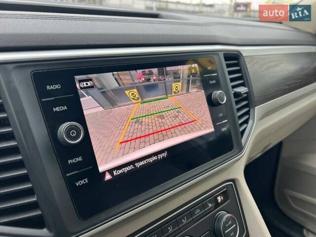 Білий Фольксваген Atlas, об'ємом двигуна 3.6 л та пробігом 131 тис. км за 27500 $, фото 20 на Automoto.ua