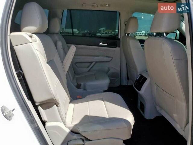Белый Фольксваген Atlas, объемом двигателя 3.6 л и пробегом 97 тыс. км за 6100 $, фото 10 на Automoto.ua
