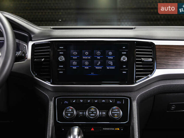 Белый Фольксваген Atlas, объемом двигателя 3.6 л и пробегом 101 тыс. км за 26700 $, фото 16 на Automoto.ua