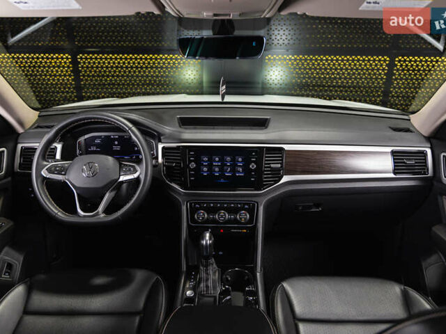 Белый Фольксваген Atlas, объемом двигателя 3.6 л и пробегом 101 тыс. км за 26700 $, фото 19 на Automoto.ua