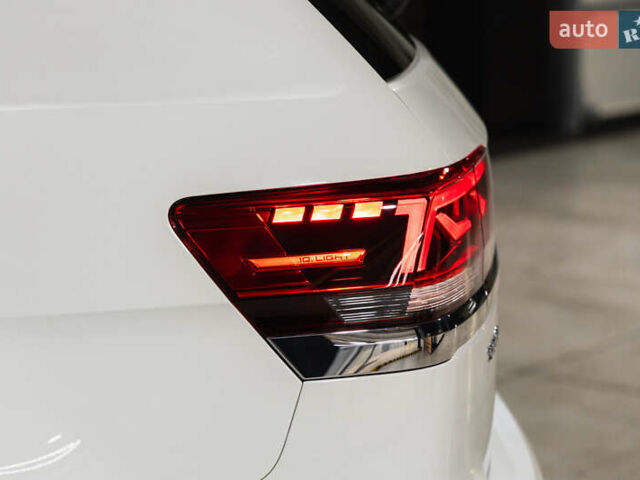 Белый Фольксваген Atlas, объемом двигателя 3.6 л и пробегом 101 тыс. км за 26700 $, фото 6 на Automoto.ua