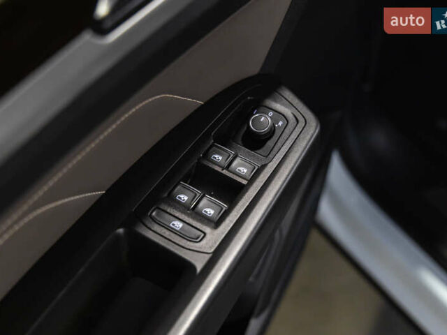 Белый Фольксваген Atlas, объемом двигателя 3.6 л и пробегом 101 тыс. км за 26700 $, фото 8 на Automoto.ua