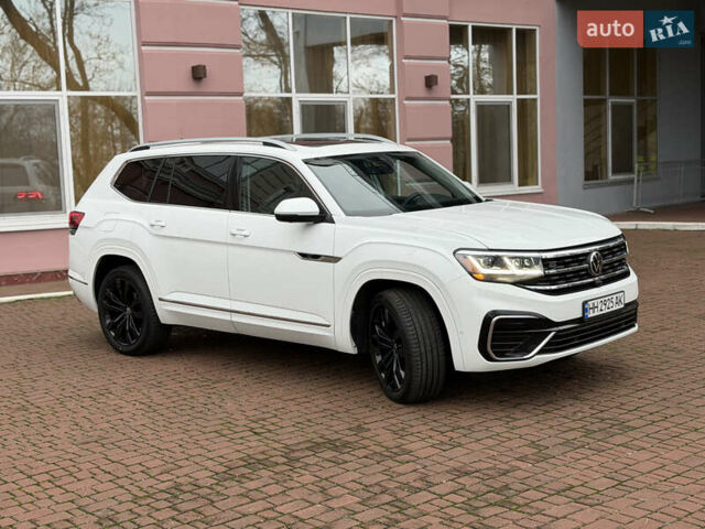 Білий Фольксваген Atlas, об'ємом двигуна 3.6 л та пробігом 61 тис. км за 33700 $, фото 2 на Automoto.ua