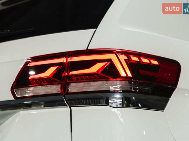 Белый Фольксваген Atlas, объемом двигателя 3.6 л и пробегом 101 тыс. км за 26700 $, фото 7 на Automoto.ua