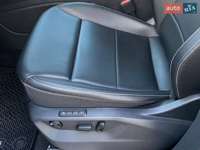 Белый Фольксваген Atlas, объемом двигателя 3.6 л и пробегом 105 тыс. км за 30999 $, фото 25 на Automoto.ua