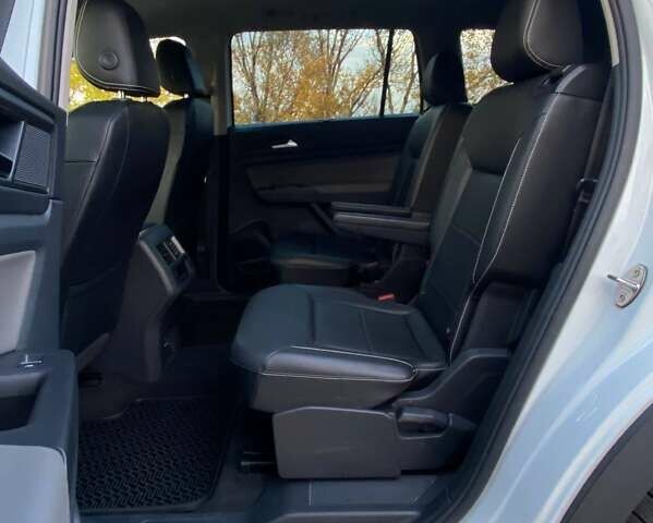 Белый Фольксваген Atlas, объемом двигателя 3.6 л и пробегом 105 тыс. км за 30999 $, фото 26 на Automoto.ua