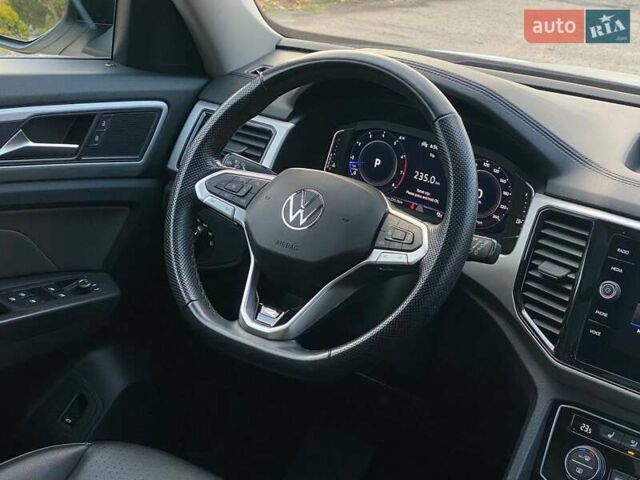 Белый Фольксваген Atlas, объемом двигателя 3.6 л и пробегом 105 тыс. км за 30999 $, фото 17 на Automoto.ua