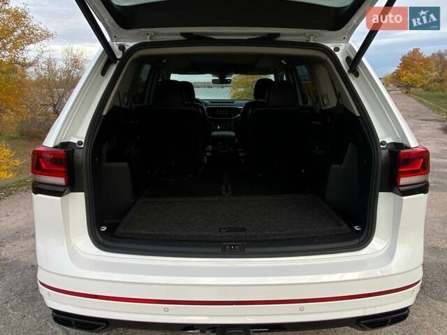 Белый Фольксваген Atlas, объемом двигателя 3.6 л и пробегом 105 тыс. км за 30999 $, фото 40 на Automoto.ua