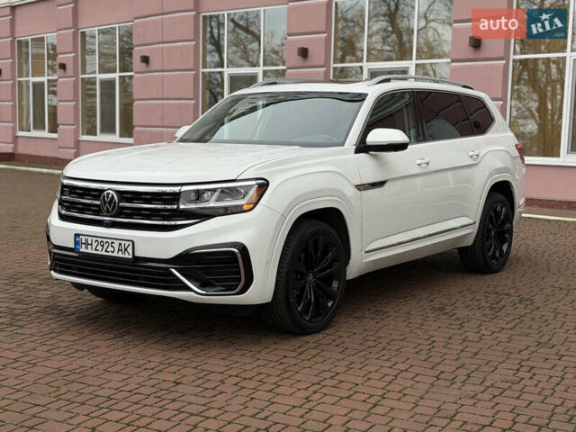 Білий Фольксваген Atlas, об'ємом двигуна 3.6 л та пробігом 61 тис. км за 33700 $, фото 11 на Automoto.ua