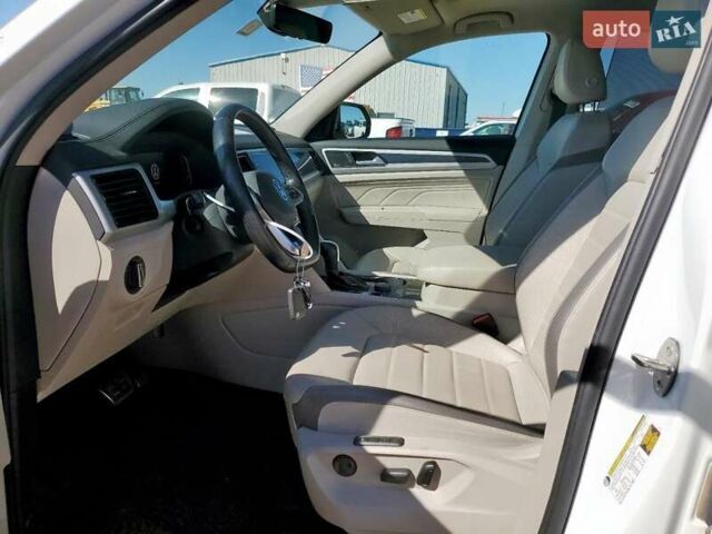 Белый Фольксваген Atlas, объемом двигателя 3.6 л и пробегом 38 тыс. км за 8000 $, фото 6 на Automoto.ua