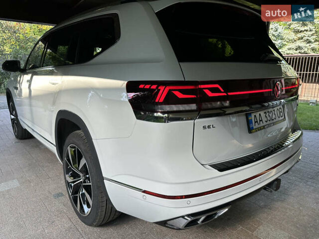 Белый Фольксваген Atlas, объемом двигателя 2 л и пробегом 12 тыс. км за 45500 $, фото 12 на Automoto.ua