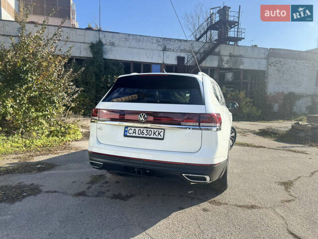 Фольксваген Atlas 2024 в Кропивницком (Кировограде) на Automoto.ua Белый Фольксваген Atlas, объемом двигателя 2 л и пробегом 40 тыс. км за 47500 $, фото 4 на Automoto.ua
