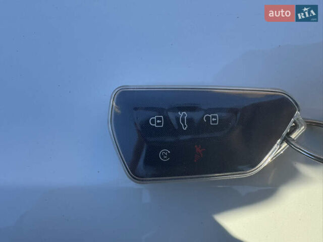 Фольксваген Atlas 2024 в Кропивницком (Кировограде) на Automoto.ua Белый Фольксваген Atlas, объемом двигателя 2 л и пробегом 40 тыс. км за 47500 $, фото 24 на Automoto.ua