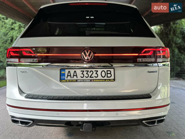 Белый Фольксваген Atlas, объемом двигателя 2 л и пробегом 12 тыс. км за 45500 $, фото 10 на Automoto.ua