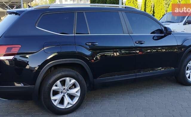 Чорний Фольксваген Atlas, об'ємом двигуна 3.6 л та пробігом 122 тис. км за 16500 $, фото 8 на Automoto.ua