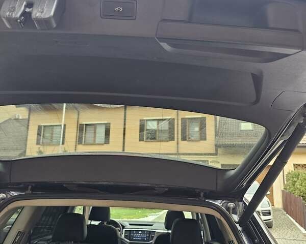 Черный Фольксваген Atlas, объемом двигателя 3.6 л и пробегом 90 тыс. км за 25500 $, фото 24 на Automoto.ua