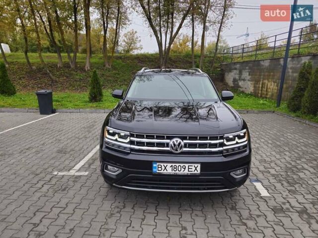 Черный Фольксваген Atlas, объемом двигателя 3.6 л и пробегом 90 тыс. км за 25500 $, фото 1 на Automoto.ua