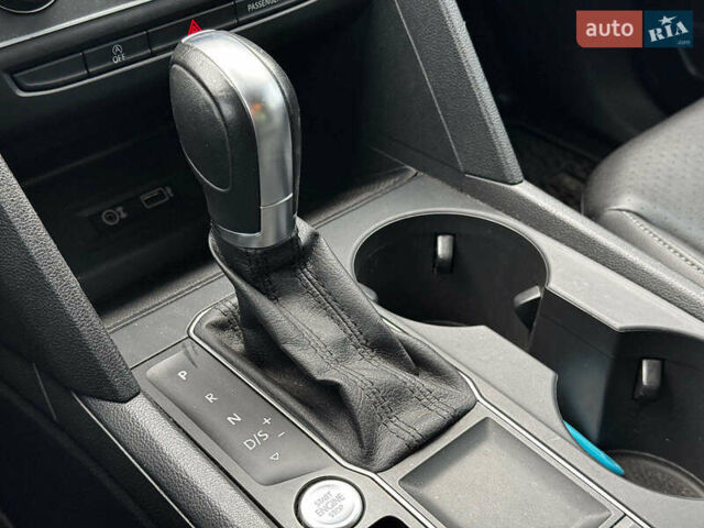 Фольксваген Atlas 2018 в Харькове на Automoto.ua Черный Фольксваген Atlas, объемом двигателя 3.6 л и пробегом 84 тыс. км за 20440 $, фото 20 на Automoto.ua